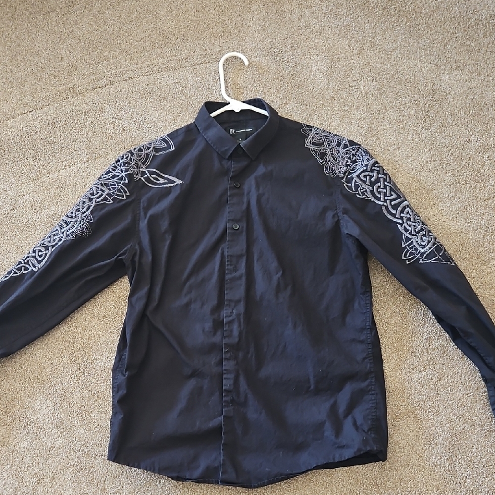 Men's Black Button-up Shirt with Celtic Knot Embroidery